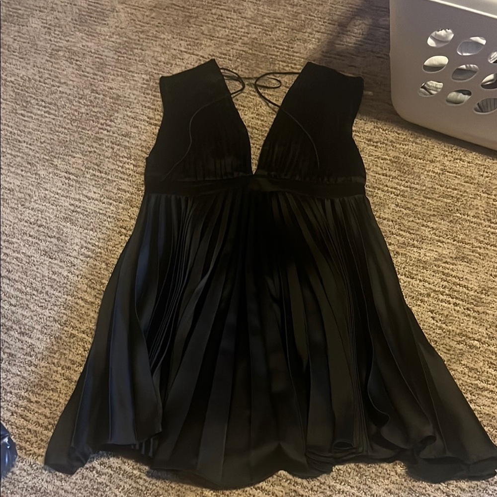 Elegant Black Pleated Dress
